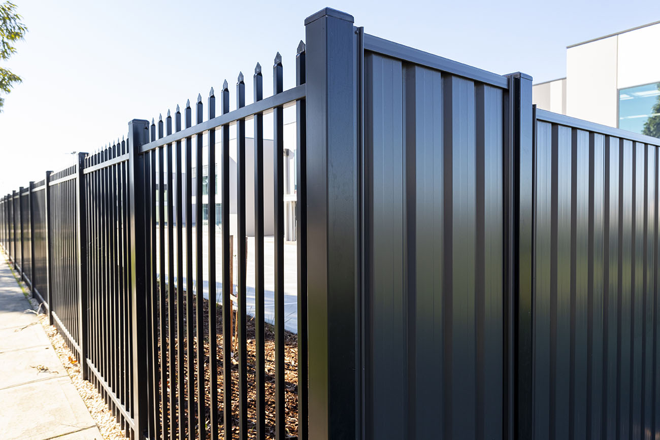 fencing solutions in hopper crossing